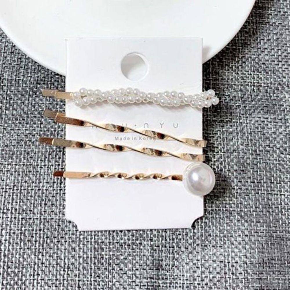 4 Packs of Hair Clips